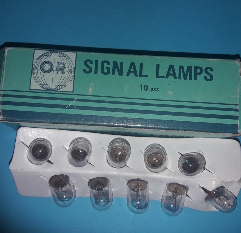 Лампа  накаливания  Ba9S 10x28 24V