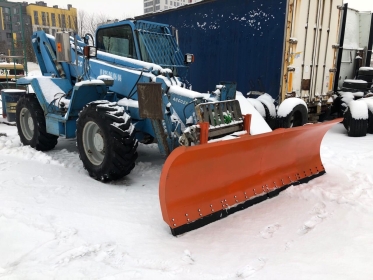 Відвал для прибирання снігу до трактора JCB - 3
