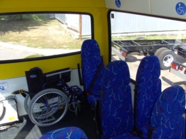 Автобус шкільний Аtaman D093S4 з можливістю перевезення школярів з обмеженою здатністю до пересування - 3
