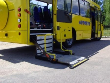 Автобус шкільний Аtaman D093S4 з можливістю перевезення школярів з обмеженою здатністю до пересування - 8