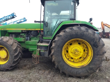 Трактор John Deere 8300 - 2