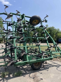 Культиватор John Deere  960 - 3