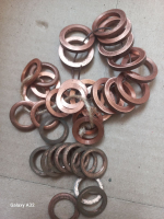 Красномедные прокладки под форсунки дизелей...