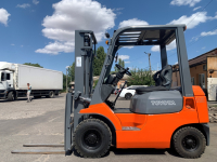 Погрузчик Тойота на 1.5 тонни