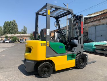 Вилковий автонавантажувач Komatsu з напрацюванням 1422 мотогодин - 3