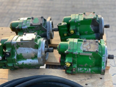 Ремонт гидронасоса AH160785 John Deere