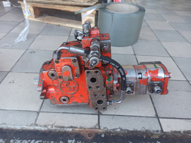 Ремонт гидронасоса AH204383 John Deere