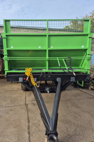 Розкидачі (Гноєрозкидачі) органічних добрив ПРТ - 5