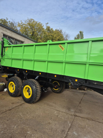 Розкидачі (Гноєрозкидачі) органічних добрив ПРТ - 6