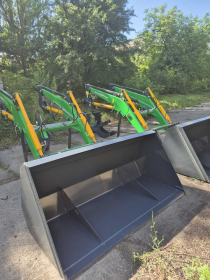 Швидкоз'ємний фронтальний навантажувач LoadPro