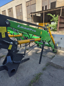 Швидкоз'ємний фронтальний навантажувач LoadPro - 7