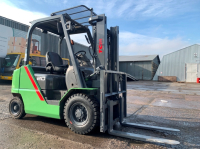 Вилочний автонавантажувач TCM (Nissan), із напрацюванням 7644 мотогодин - 8