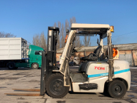 Вилочний автонавантажувач TCM (Nissan), із напрацюванням 1903 мотогодин.