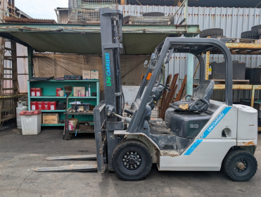 Вилочний автонавантажувач TCM (Nissan), 2022 року з бiчним зсувом Модель: FD20T5M. - 0