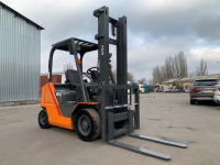 Вилочний автонавантажувач TCM (Nissan), 2022 року з бiчним зсувом Модель: FD20T5M. - 14