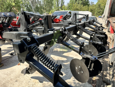 Глибокорозпушувач Case IH Ecolo-Tiger 530 - 6