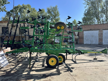 Культиватор John Deere 960 шириною 8 метрів - 3