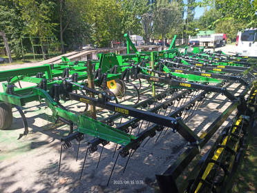Культиватор Джон Дір 960 шириною 9 метрів - 5