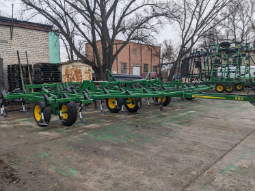 Культиватор John Deere 960 шириною 10 метрів - 5