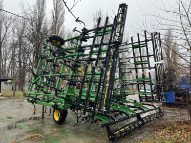 Культиватор John Deere 980 шириною 12 метрів - 5