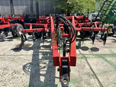 Глубокорыхлитель Case IH Ecolo-Tiger 530