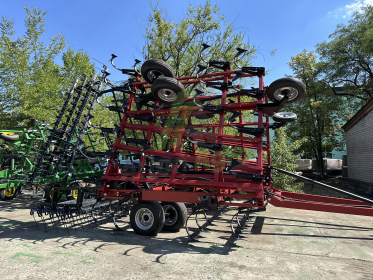 Культиватор Кейс Case IH Tiger-Mate 2 шириною 11 метрів - 3