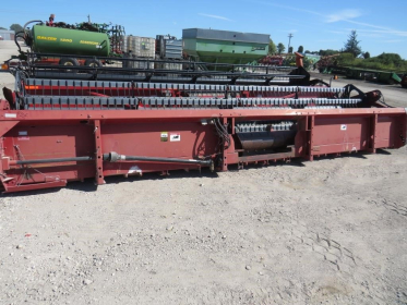 Жниварка Case IH 1020 flex шириною 7.6 метрів