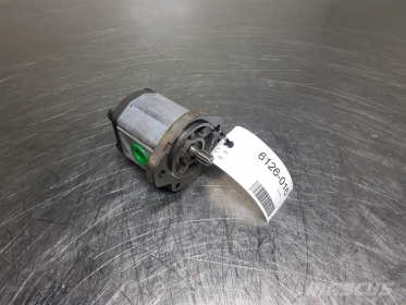 Ремонт гидронасоса гидромотора John Deere 772G Six-Wheel Drive