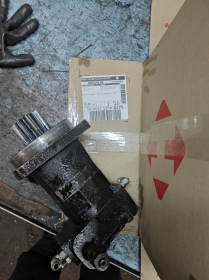 Ремонт гидронасоса гидромотора бульдозера JOHN DEERE 792