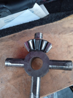 Запчасти на эксковаторы ТВЭКС ЕК-12,ЕК-14,ЕК-18,ЕТ в Одесса,Николаев,Полтава,Запорожье,Киев,Харьков,Кривой Рог,Львов,Чернигов,Днепр,Черкассы,Винница,С - 16