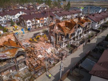 Dismantling of houses - from private to multi-storey - 2