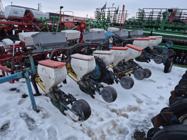 Сівалка точного висіву  SK-8 - 1