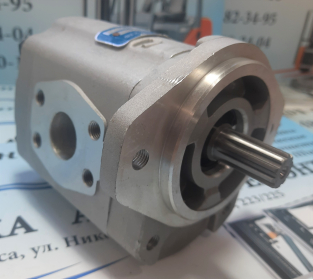 Насос гидравлики на Toyota 7 серии