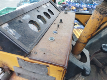 Трактор ЮМЗ-6 - 3