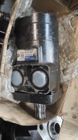 Услуги ремонта гидронасоса гидромотора бульдозера CASE 1155D