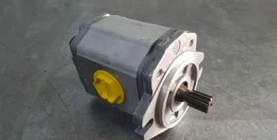 Ремонт гидронасоса гидромотора бульдозера CASE 2050M