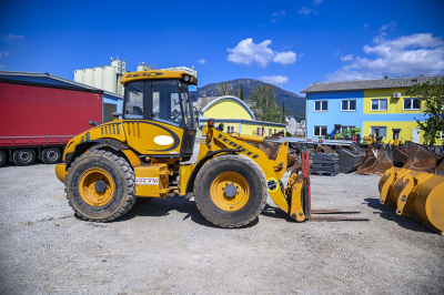 Продам міні-фронтальний навантажувач - 3
