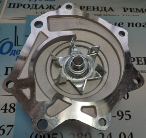 Водяной насос / помпа / на двигатель Nissan QD32 - 2